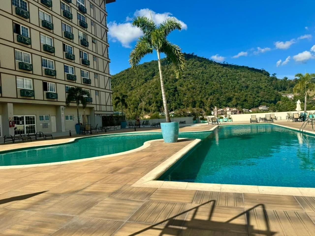 Studio 107 - Moderno No Granja Brasil Em Itaipava เปโตรโปลิส ภายนอก รูปภาพ